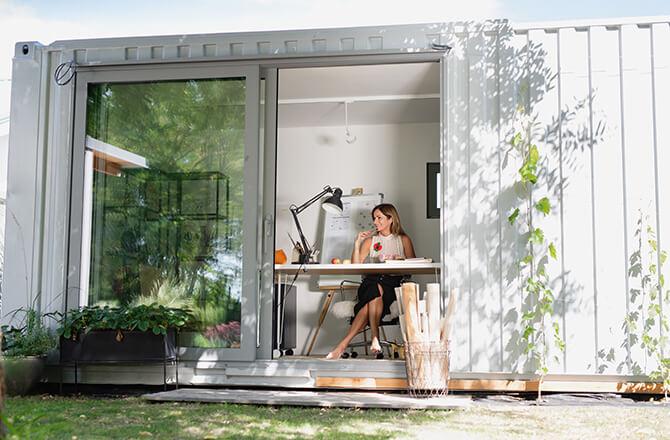 Construiți un birou de grădină într-un container